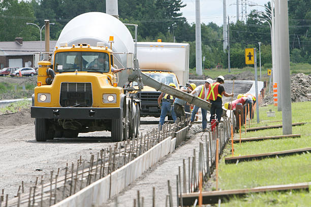 Best Driveway Concrete Repair  in Terre Du Lac, MO